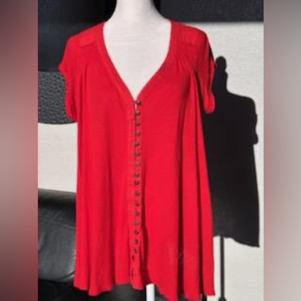 Free People BOHO Tunic-beach SWIM cover up top
Size XS could fit small or medium
